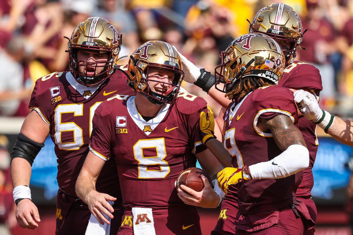 #AGTG Blessed to receive an offer from Minnesota. @Callybrian @CoachAGraham @CoachMorsey @JRConrad64 @RecruitTheO @adamgorney @samspiegs @MohrRecruiting @GregBiggins @Bdrumm_Rivals @SWiltfong247 #TMRollsDeep #SKIUMAH