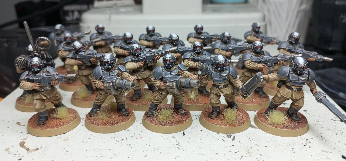 Conscripts are ready to deploy ^^

#warhammer40000 #astramilitarum #cadian