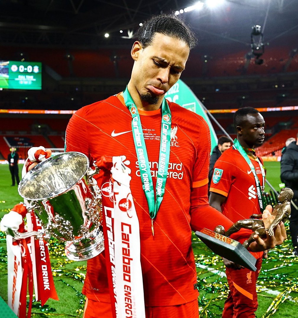 Nobdylikeschima's tweet photo. If you are a Liverpool fan you won't pass without liking this Virgil van dijk❤️❤️❤️
#LIVCHE #CarabaoCupFinal https://t.co/8gvqMl1Yg6