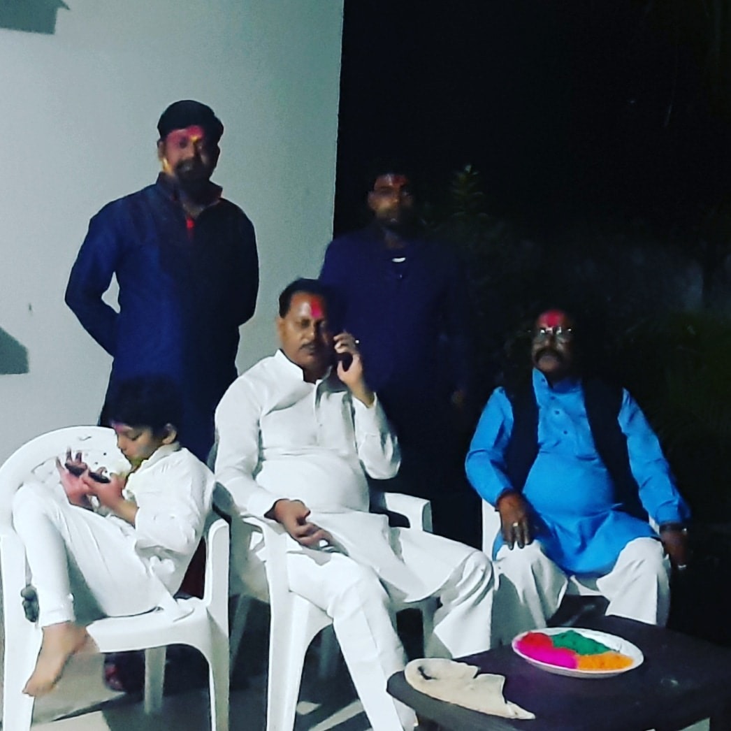 ceobalajisons's tweet image. @chhedi_paswan @BJP4Bihar @BJP4India @scsthub @RohtasDistrict 
Hamari vichar aur desh ke prati samman Rastya hit ke liye samarpit hai. Desh me #currption ko kam karana Mera Masada hai.  Nariyo ke prati samma, garib/ kishan/berojgar ka uthan mera soch hai.🚩

Jan hit me Jari 🇮🇳 🫡