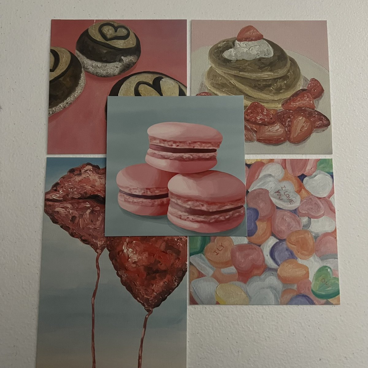 ArtByMariah's tweet photo. Print number 5 in my February bundle is Rose Macarons! Let me know if you want the bundle! $10 for these 5 prints 🥰 The final day to purchase the February bundle is February 29th! https://t.co/nHPxLRWnKk