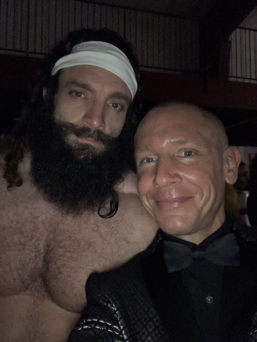 DaveKich's tweet image. I walk with @_Iam_Elijah_ 

#ResetButton @IWCwrestling #WWERaw #Smackdown #WWEChamber
