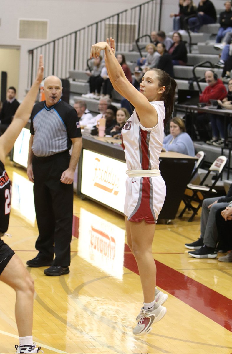 With Hastings loss yesterday, your basketball book has now been completed. Durable. Hard Working. Dedicated. Mentally Strong. TEAM PLAYER. Winner. You have given us so many great memories. Thank you Lu.🏀❤️💪 @HCBroncoWBB @MNmustangGBB @lexi_kraft5 #SC4L