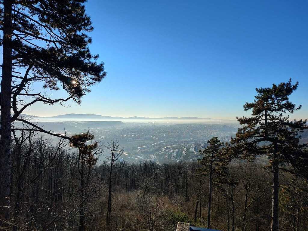 kosicednes's tweet image. Máme tu opäť hádanku, odkiaľ je vytvorená táto fotka? 😊

📸 Andrej Palko

#kosicednes #kosice instagr.am/p/C3x50dnsnD2/