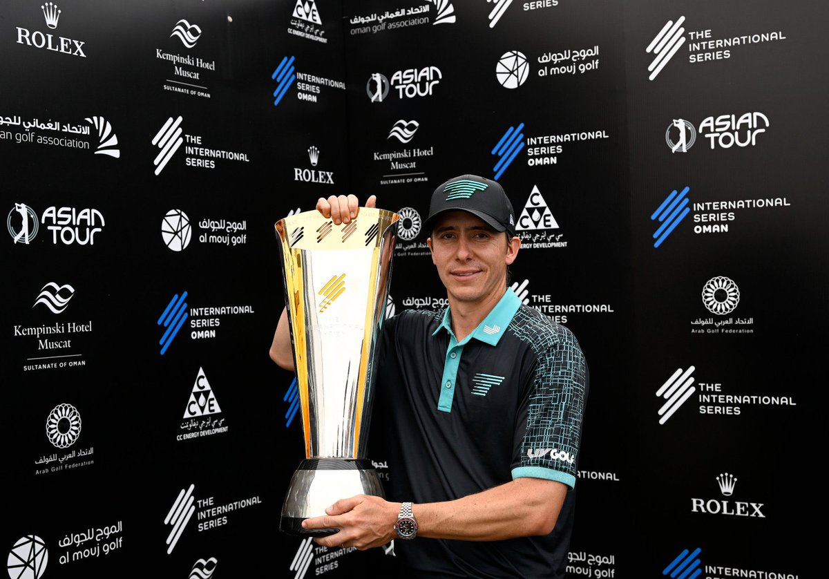 GolfChannelLA's tweet photo. ¡¡Espectacular!! 🌟😍

Notable cierre de @carlosortizGolf para ganar el International Series de Omán este domingo. 📸 https://t.co/yltbtPIObw