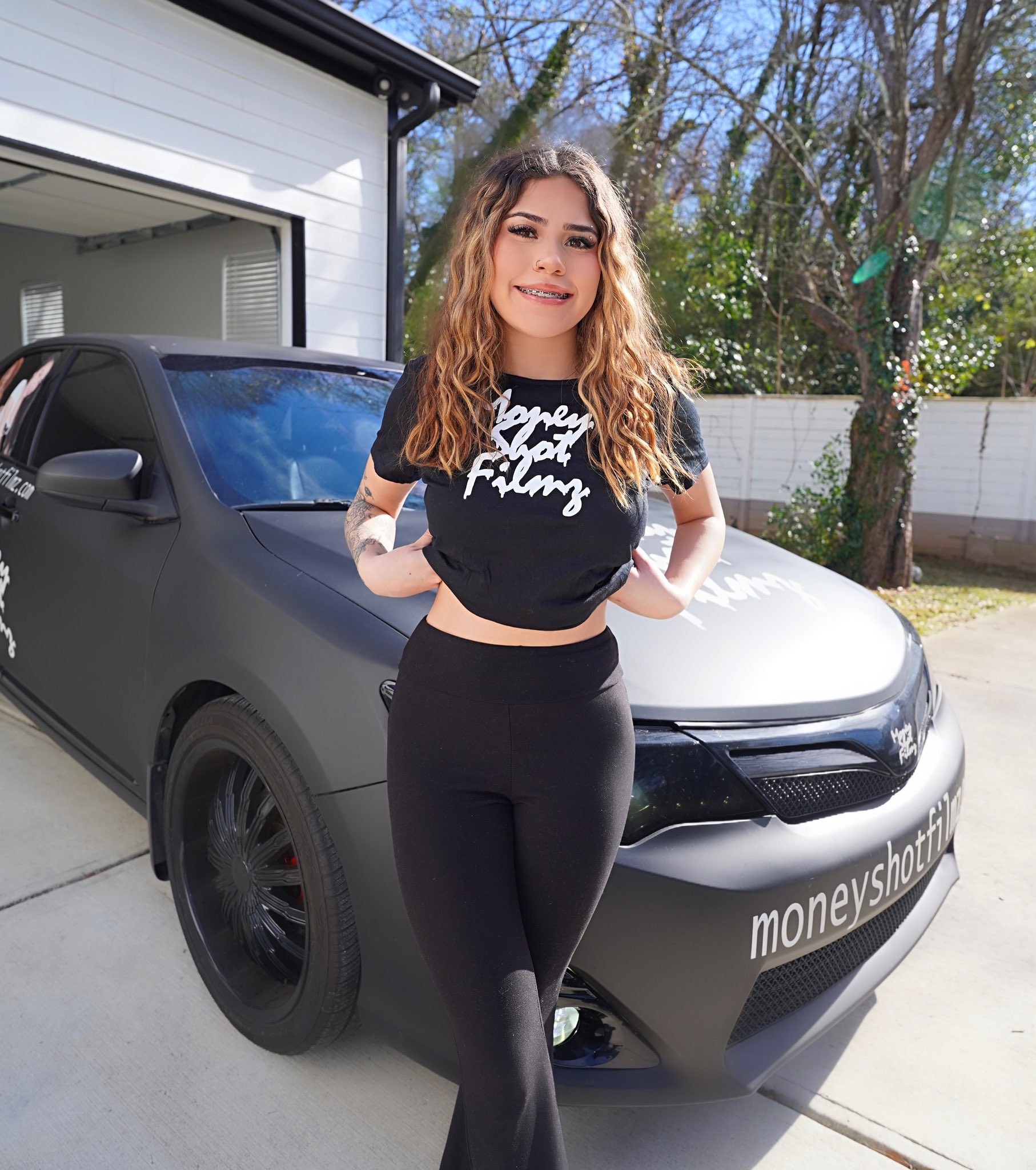 Money Shot Filmz 💵💦🎥 on X: Lets go for a ride 😏😍 @bracefaceraexxx  Money $hot Babe moneyshotfilmz t.co8T3pfmk85u  X