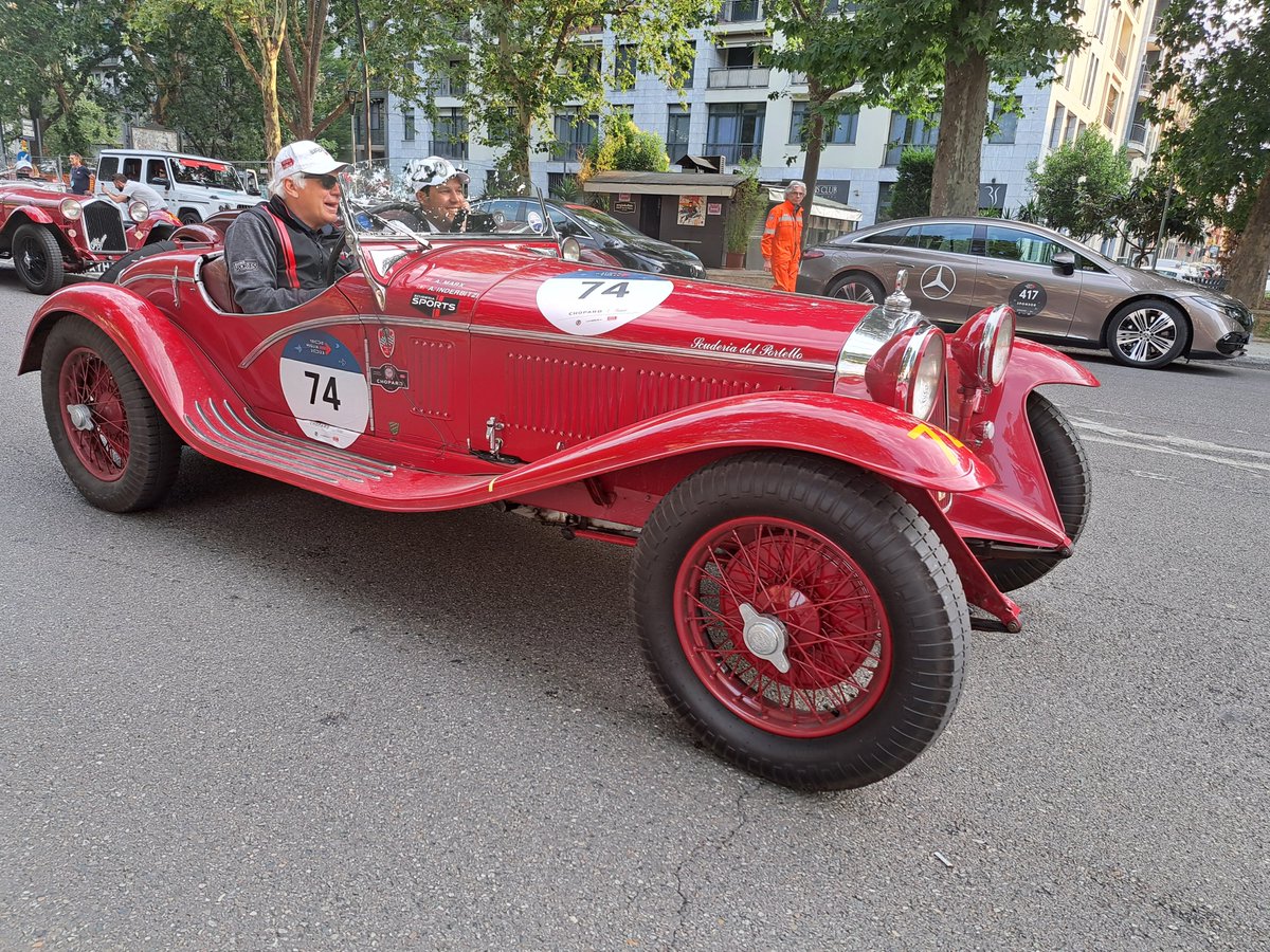 The 1932 Alfa Romeo 6C 1750 GS Carr. Brianza, a pinnacle of automotive elegance, housed a potent 1750cc engine. Crafted by Brianza, its coachwork exemplified exquisite design, capturing the essence of luxury and performance, defining an era of iconic motoring. #Alfa #Millemiglia