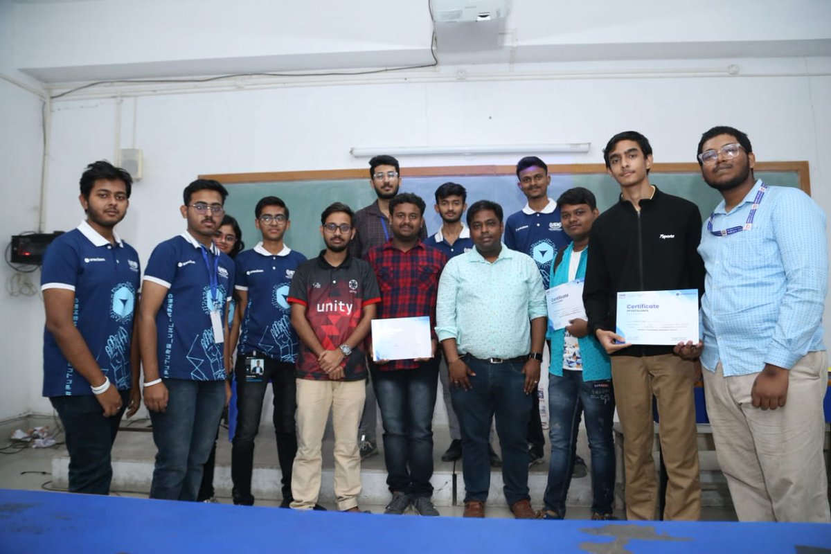ieeesb_uemk's tweet image. 🎉🌟 Applauding the Success of Circuitrix at Ureckon, UEM Kolkata 2024! 🌟🎉

Congratulations to all Circuitrix participants and winners!

🥇 Jeet Naskar get 1st place.
🥈 Team Arduino Bois innovated their way to 2nd place.
🥉 Team Sparks lit up the event with their 3rd-place.