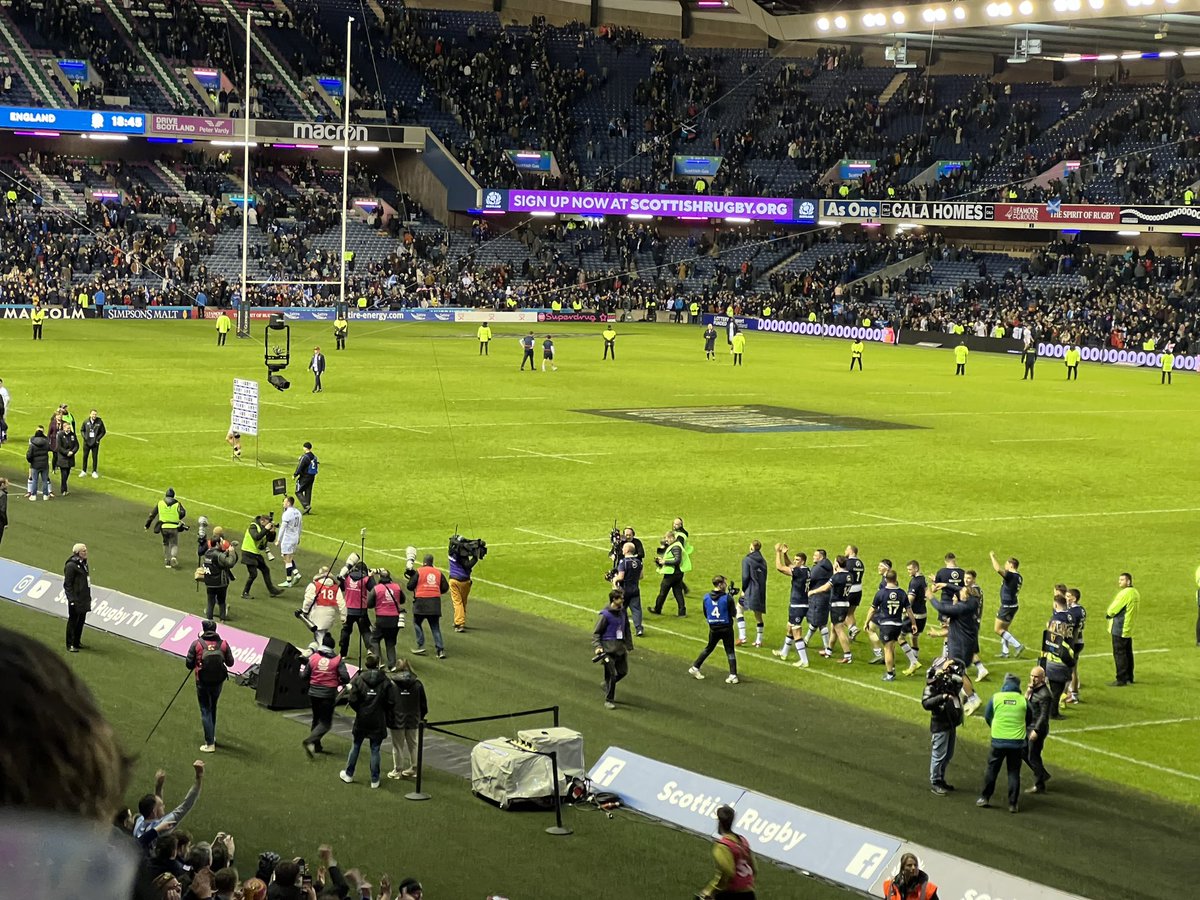 Great Game!!! 🏴󠁧󠁢󠁳󠁣󠁴󠁿🏴󠁧󠁢󠁥󠁮󠁧󠁿🏉🏆

#CalcuttaCup
#GuinnessSixNations 
#SCOENG 
#AsOne
<a href="/Scotlandteam/">Scottish Rugby</a>