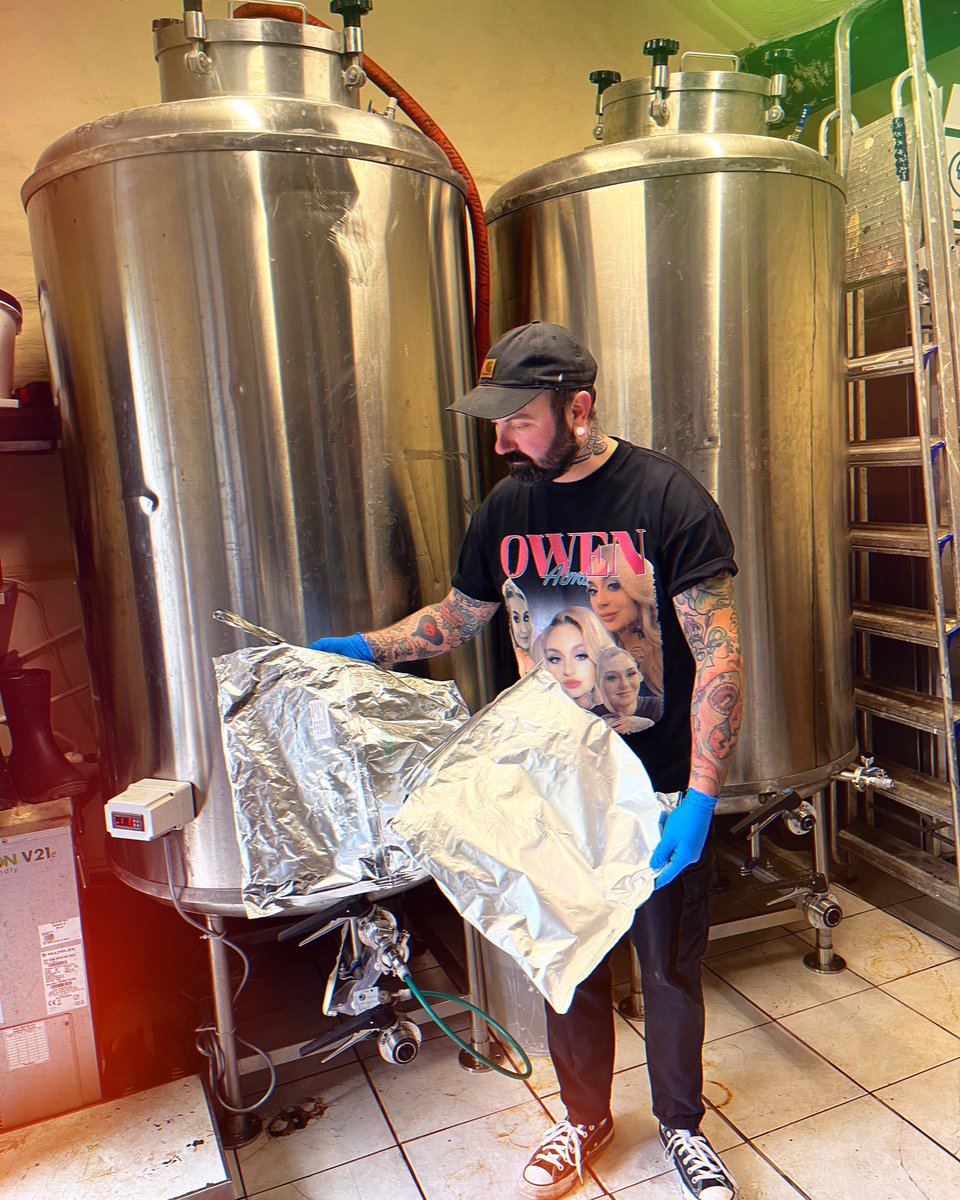 DRY HOPPING AND BEER CHECK SUNDAYS 
#beer #craftbeer #buythebeer