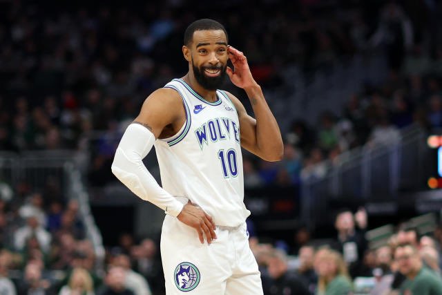 NBAMemes's tweet photo. Shoutout to Mike Conley for having 0 techs in a 17 year career https://t.co/Qa1noz3PzH