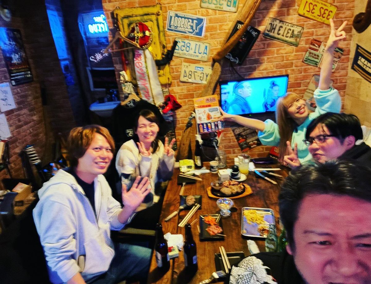 nanahoshi_julia's tweet photo. 昨日はワゴニスト(セレナおじさん、カトーさん)でポチさんのお店に��めて行って来ました(*^^*)
ポチさん!ノスタルジックでも会いに来てもらえて嬉しいᐠ( ᐝ̱ )ᐟ
そしてお肉が絶品すぎた♫
また絶対行きます!
そして楽しすぎたw
#ポチさん #R357 #お肉美味しい #七星じゅりあ https://t.co/3YDCxbU3Cs