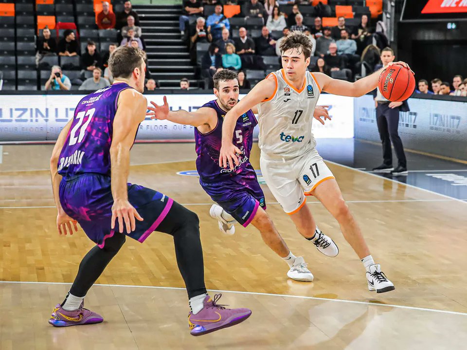 Pick&Cast (@pickandcast) on Twitter photo 🚨 ÚLTIMA HORA 🚨
✍🏻 Info vía <a href="/webEncestando/">www.encestando.es</a>
👀 El Real Madrid y el Valencia Basket se interesan por Juan Núñez, base del Ratiopharm Ulm.
El canterano del conjunto blanco es uno de los jóvenes con mayor proyección del baloncesto español.
📸 Eurocup Media 🚨 ÚLTIMA HORA 🚨
✍🏻 Info vía <a href="/webEncestando/">www.encestando.es</a>
👀 El Real Madrid y el Valencia Basket se interesan por Juan Núñez, base del Ratiopharm Ulm.
El canterano del conjunto blanco es uno de los jóvenes con mayor proyección del baloncesto español.
📸 Eurocup Media
