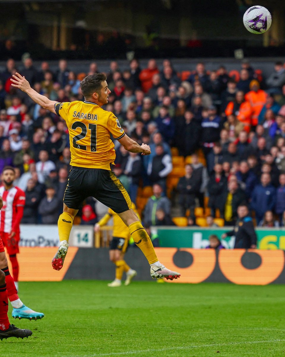 What a leap that was from Pablo Sarabia ⏫

#WOLSHU