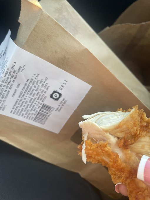 Chicken broke? Chicken strip! https://t.co/aoa6pvAO60