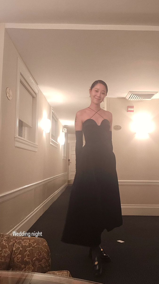 Kongvelyans_INA's tweet photo. #GongHyoJin IG story update (24.02.25)

"Wedding night"

Hyojin at NYC attended Kevin's family wedding 💐

#KongHyoJin #공효진 #Gongvely #공블리 https://t.co/I5plz7DdZh