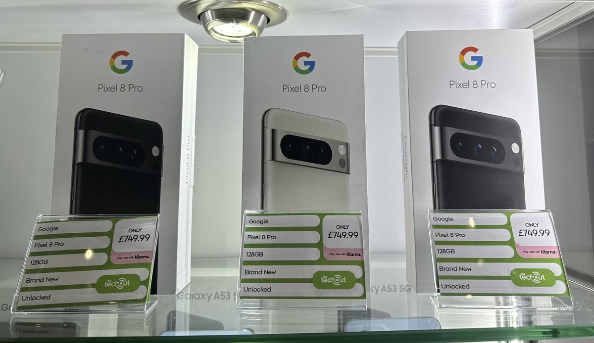 Google Pixel 8 Pro BRAND NEW - £749.99 😮‍💨 

Each phone comes with; charging cable, unlocked, boxed and 24 months warranty 🙌🏼 

🌐 thetechout.com 

#fy #google #pixel8pro