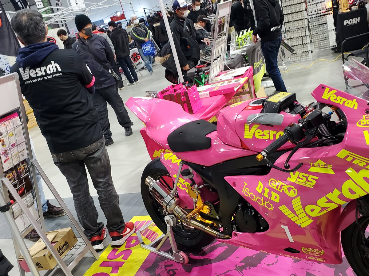 makolittlefield's tweet photo. ベスラと中の人(´艸`)

#バイクフェスタ2024夢メッセみやぎ
#Vasrah
#ブレーキパッド https://t.co/0xxqPfN8QH