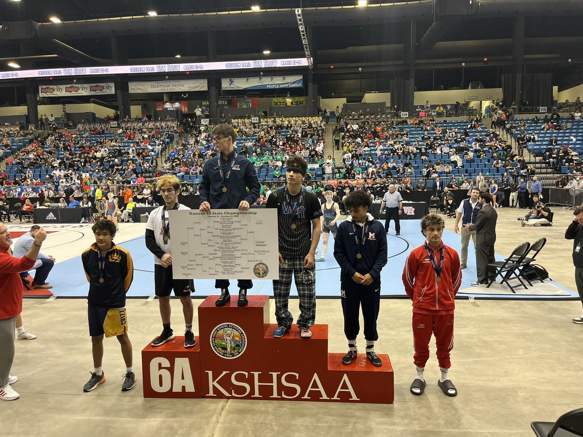 Congratulations to Logan Meinheit on his 6th place finish at the State Tournament!!
