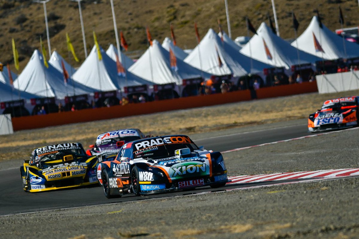actcargentina's tweet photo. Los ganadores de las series en
el #GPShellHelix 🚀
📸 Prensa ACTC https://t.co/0KvfuGzORT