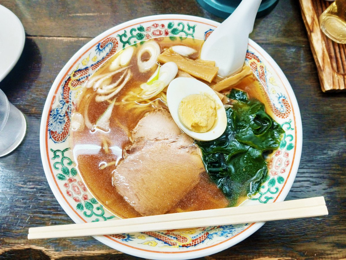 omimi333333's tweet photo. 聖地、トキワ荘を巡礼してきました🏠
タイムマシンに乗って当時に行けたような、そんな感覚を味わえました🥲👏
楽しみにしていた松葉もしっかり堪能できました🍜ンマカッター！
素敵な週末を過ごせて、心が満たされました。
#椎名町 https://t.co/zjg31V1lWn