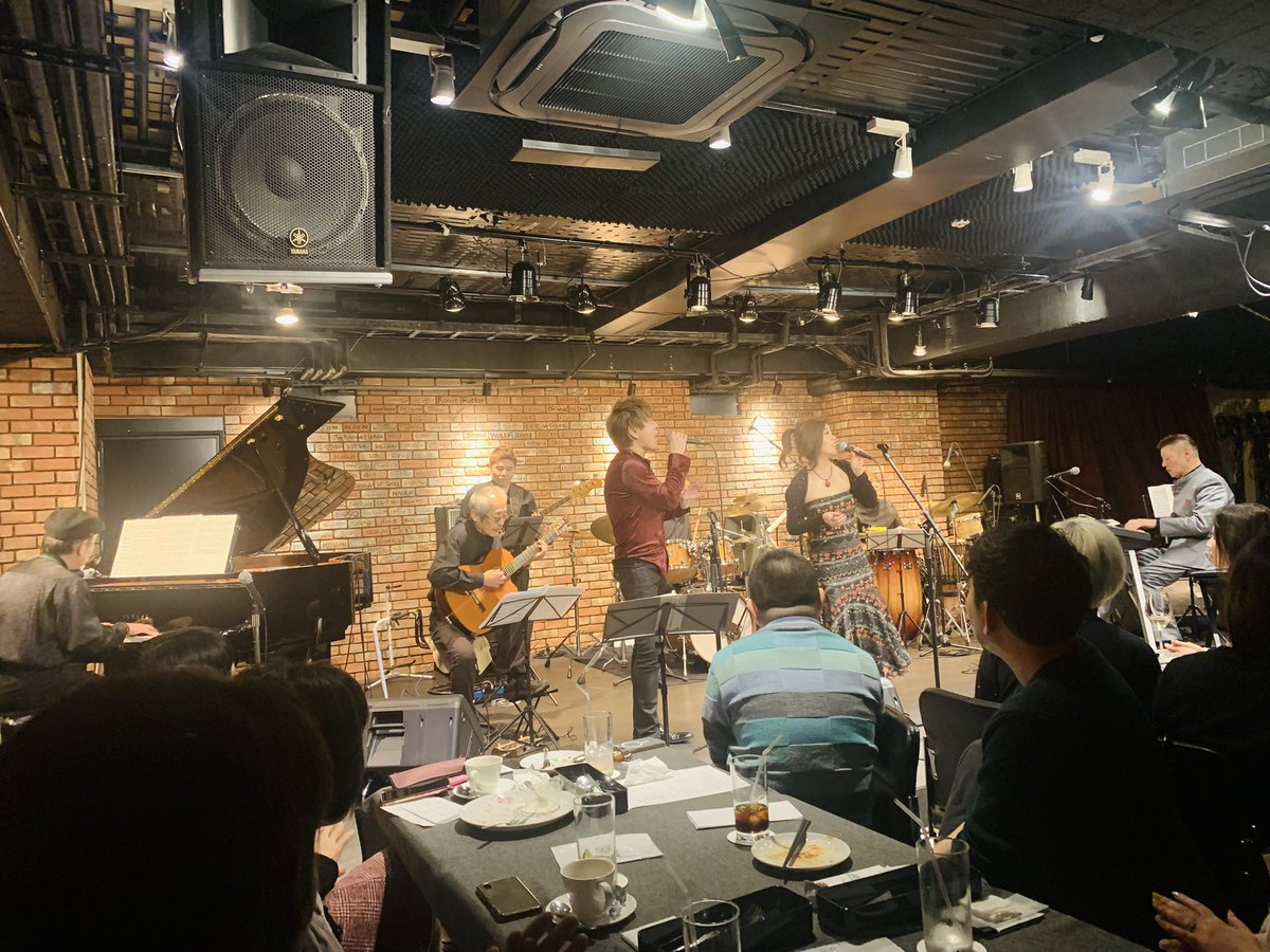 YukoKawada69347's tweet image. ＃入江新一郎 氏 Produce"IRIE AMIGOS feat.MAX TAKANO VARIETY LIVE"を拝聴しました。いやー楽しい！！
素晴らし過ぎる入江さん、＃MANNA さん ＃IRIE AMIGOS ＃鷹野雅史 氏が化学反応✨何て贅沢❣️鷹野氏の ＃エレクトーン ソロも最高🎶入江さん、お誘い頂き、本当にありがとうございました‼️＃ピアノ