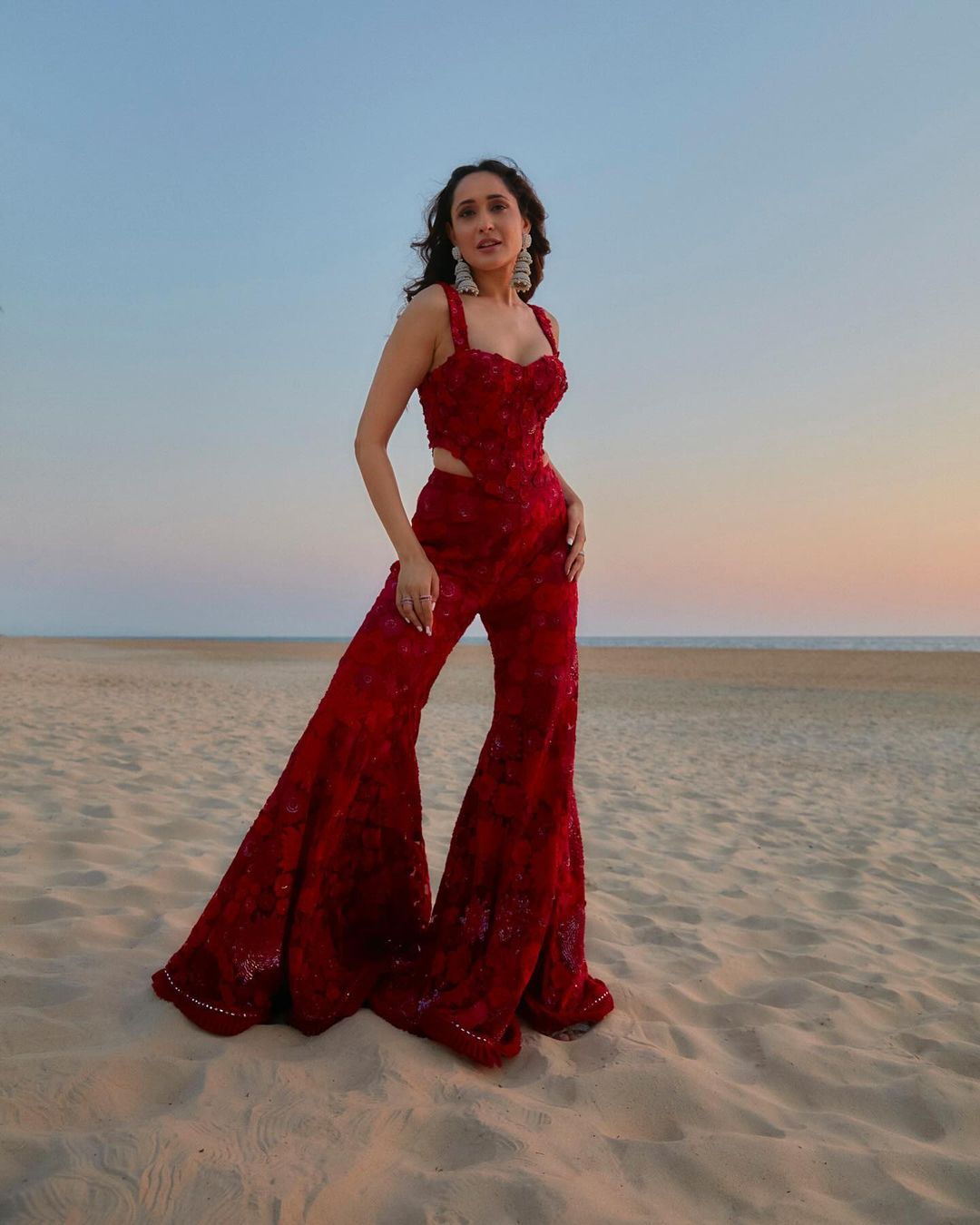 GHMQP2ebQAAlcAD?format=jpg&name=large