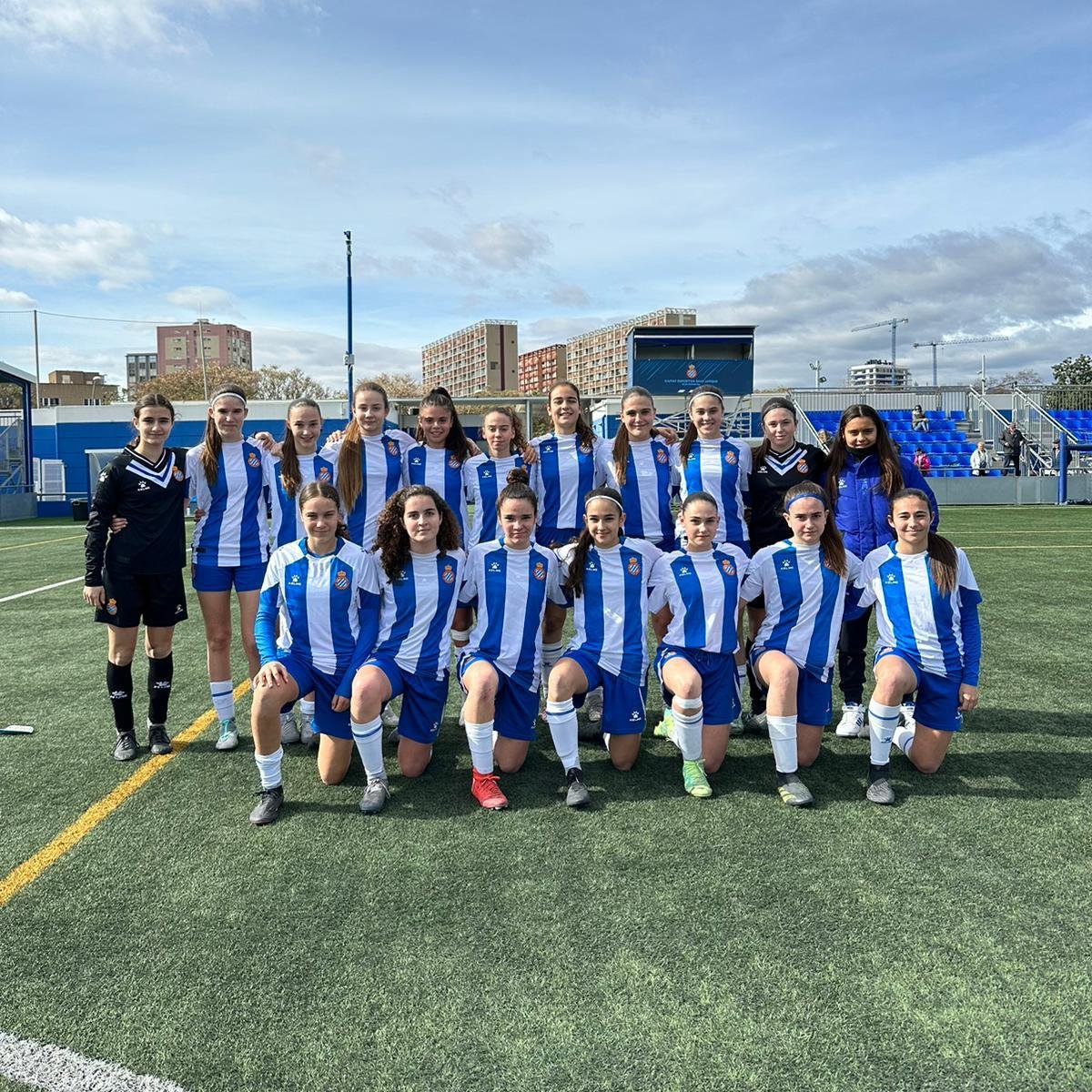RCDE_La21's tweet photo. RESULTAT FINAL:

Juvenil B Fem 14-0 CD Pujadas

⚽️⚽️⚽️⚽️ Charaf
⚽️⚽️⚽️ Maria 
⚽️⚽️ Mariona S.
⚽️⚽️ Miranda
⚽️⚽️ Ona
⚽️ Chaimae

#RCDEFem | #La21 https://t.co/20h2LsmPjq