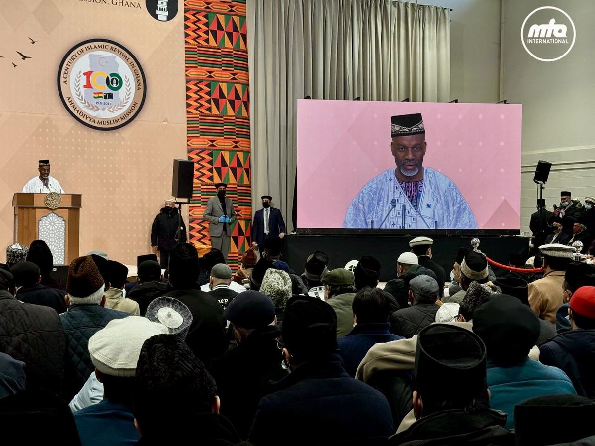 Moments from the concluding session of Jalsa Salana Ghana 2024🇬🇭. The session is available to stream via beta.mta.tv/programme/1137… #JalsaConnect #MTAi #JalsaGhana
