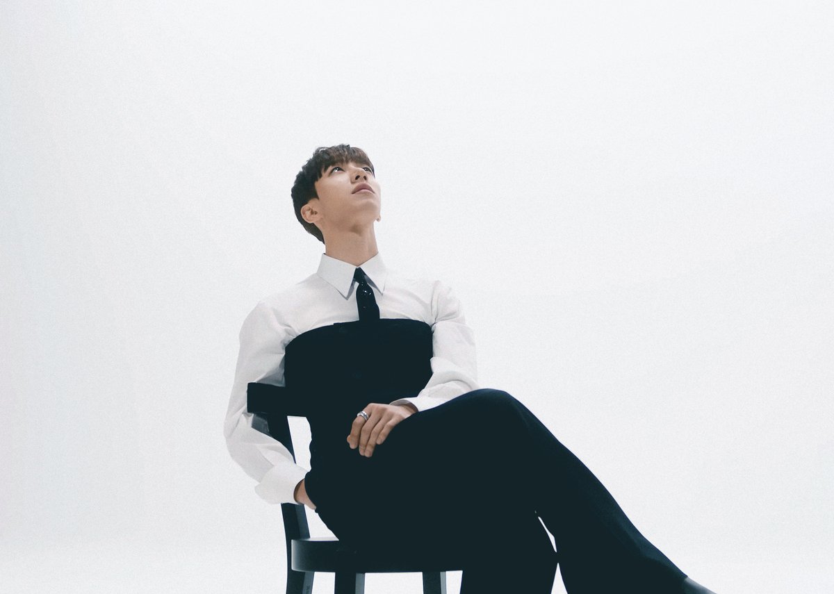 BURNIT0330's tweet photo. 본업하는 이기광 개맛도리 https://t.co/yg6NuIlc5n