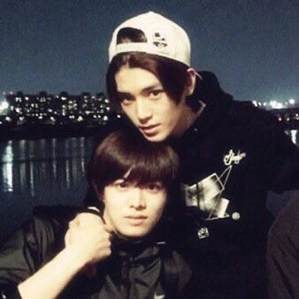 iTAEYUU's tweet photo. i’m crying so hard rn https://t.co/Ok3gwjFdI9