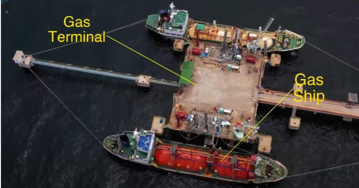 MarineInsight's tweet image. Uncover the workings of LNG ship operations in this illuminating video. 

Check out this article 👉 marineinsight.com/videos/watch-l… 

#LNG #MaritimeOperations #ShippingTechnology #Shipping #Maritime #MarineInsight #Merchantnavy #Merchantmarine #MerchantnavyShips