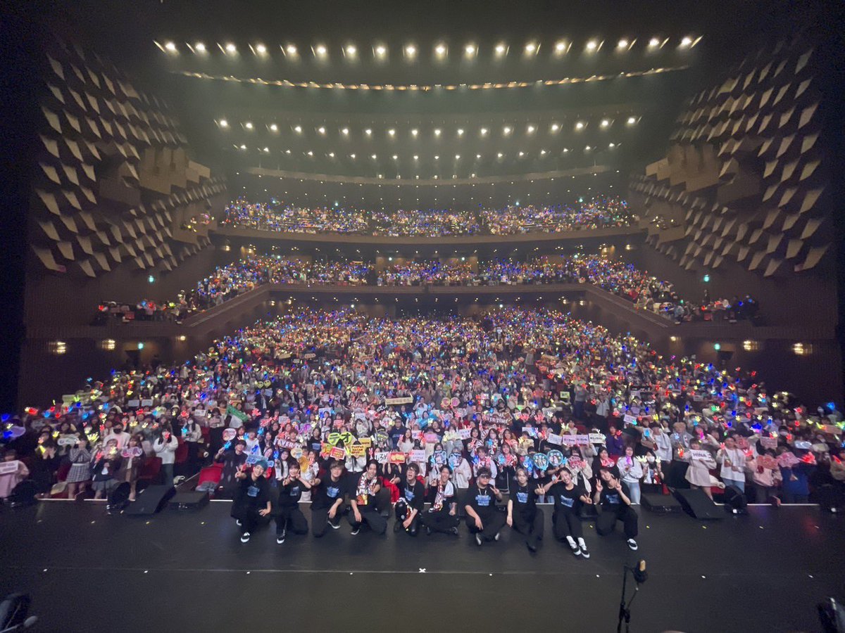 _Dance_j's tweet photo. スカイピース 大阪公演
ありがとうございました。🥰🙏

毎回ダンサー並に踊っているお客様を見て「どこで覚えた!?」という驚きと共に一緒に踊れる嬉しさを感じています💃💙𓈒𓏸

Next…横浜♡

#skypeace
#fevertime
#skypeacetour2024 https://t.co/tiTGTz3ZpX