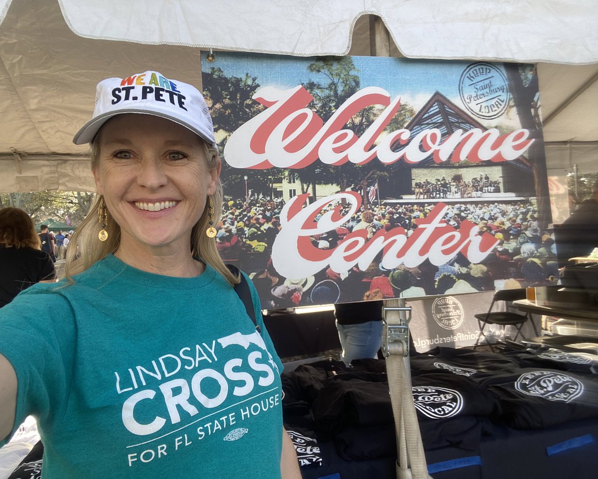 LindsayCrossFL's tweet photo. Localtopia was AMAZING! Thank you @KeepStPeteLocal for doing so much for our small businesses in @StPeteFL 

#localtopia #keepstpetelocal #SmallBusiness #shoplocal https://t.co/vc6WY0zmcA