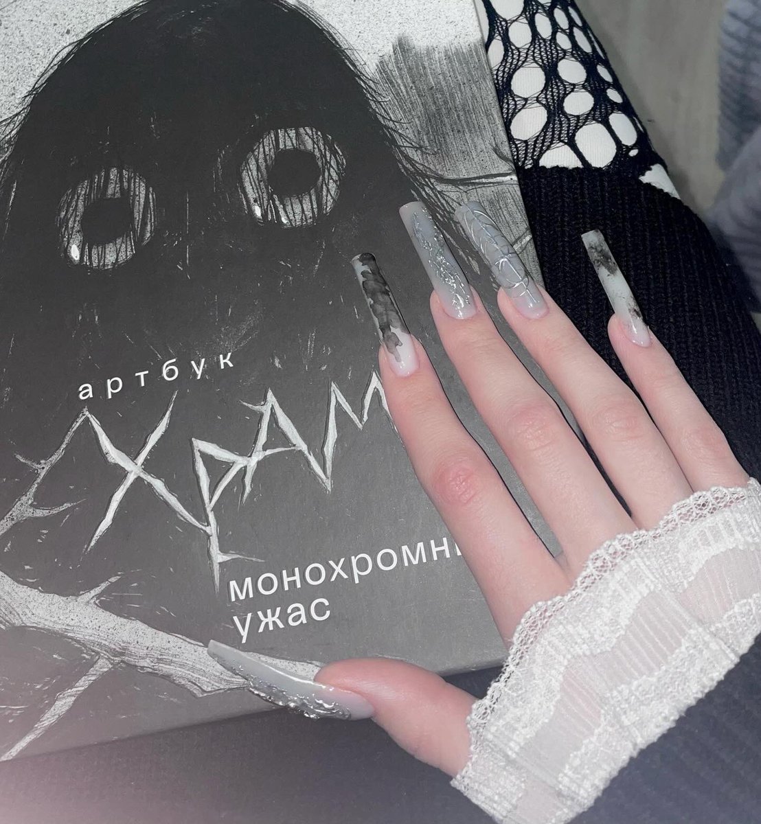 wentrww's tweet photo. #gothic #creative #art #horror 
🖤 https://t.co/y0BtmeDMBG