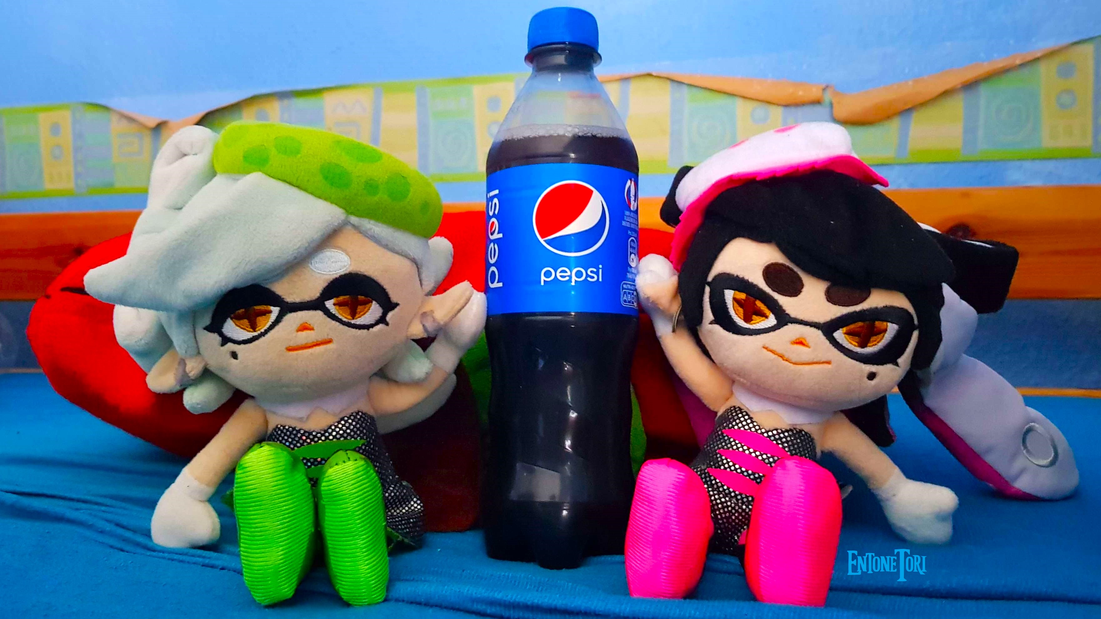 Tori on X I gave Marie and Callie plush a bottle of bepis and I asked them to share 3 marieplush callieplush Splatoon https t bcdmgI2qhZ X