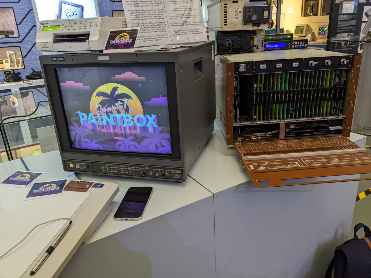 DextersTechLab's tweet image. Meanwhile #Quantel could sell you a real Digital Paint Box for 4000 times more!