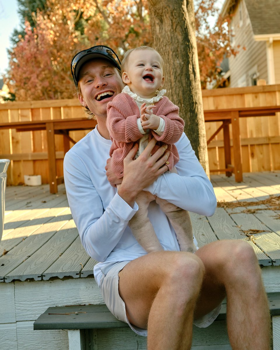 ryceroni's tweet photo. @drewhunter00 shot for an ongoing project on dads. One of the few things I’m psyched to shoot these days. https://t.co/1WlBJvLnEd