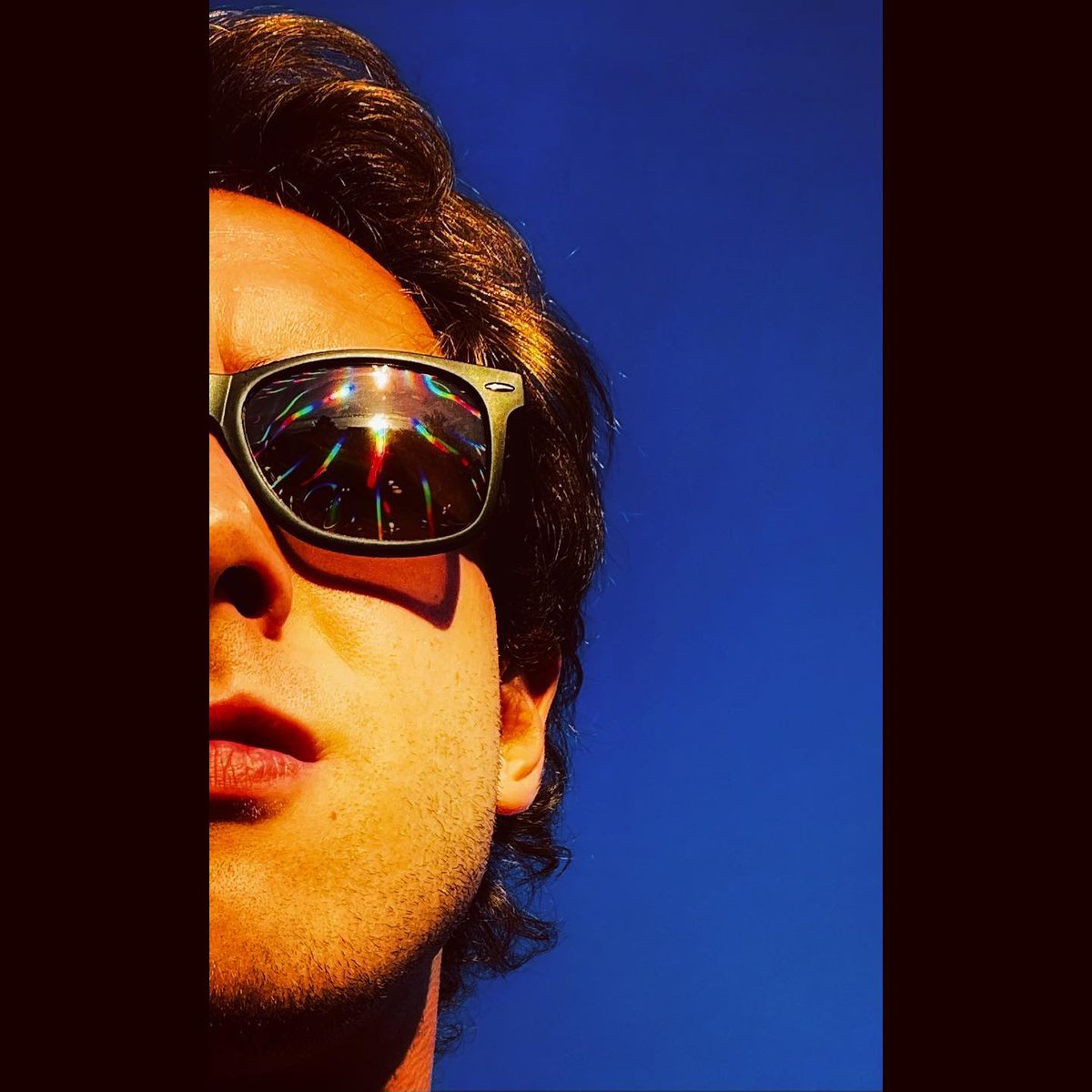 These glares are more than just accessories 😎✨
Save 15% Off Speciality Kaleidoscope &amp; Diffraction Glasses 
tinyurl.com/2e9czmx6
.
@themarkwestburgexperience
.
#glofx ##sunglasses #diffraction #sun #ravestyle #raveoutfit #ravefam #ravebabe #edmfestivals #musicfestivals