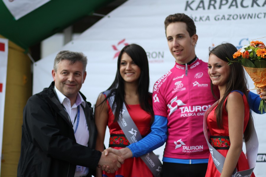 Omloop Het Nieuwsblad wygrał Jan Tratnik z Visma|Lease a Bike.
Startowali: Fran Miholjević i Kamil Gradek (Bahrain – Victorious), Kamil Małecki (Q36.5 Pro Cycling Team), Łukasz Owsian (Arkéa – B&amp;B Hotels), Max Kanter (Astana Qazagstan Team) oraz Josef Černý (Soudal – Quick Step).