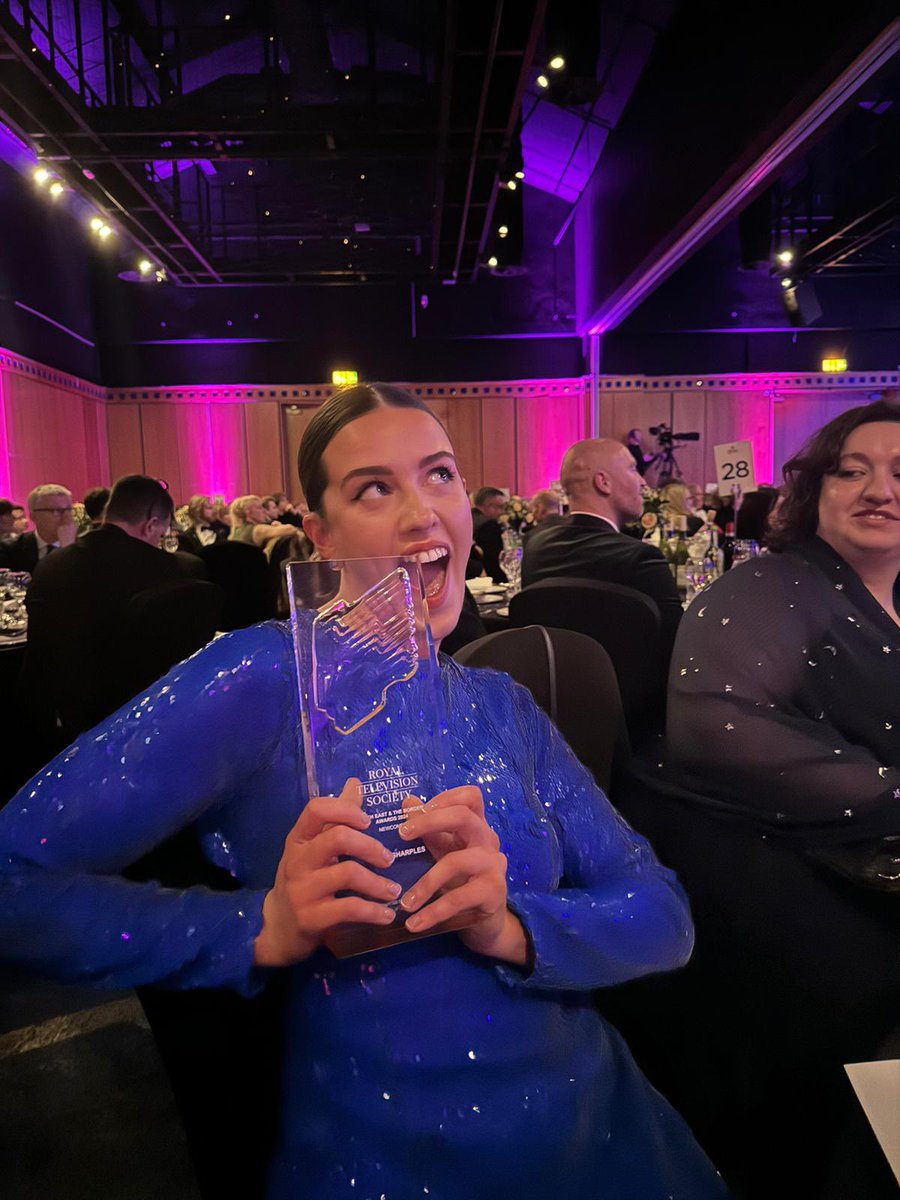 Molly Sharples tweet media