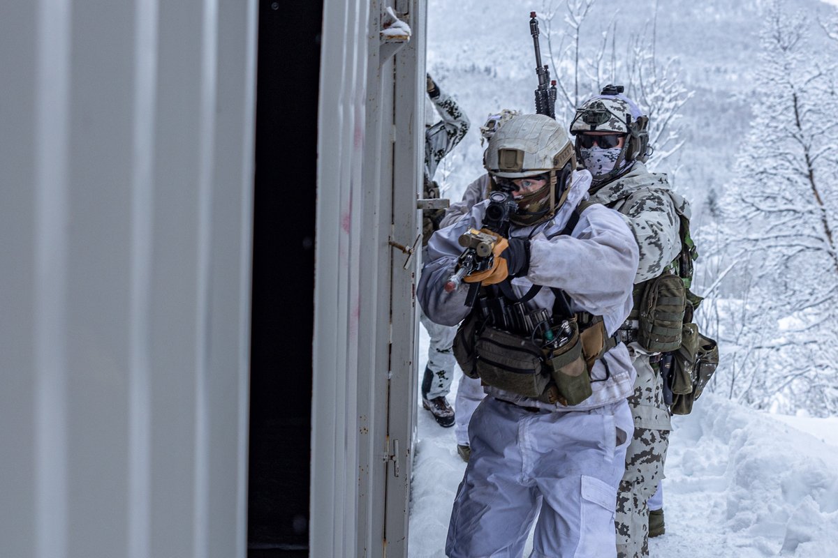 U.S. Marines, alongside NATO allies and partners, strategically advance, securing cover and providing fire support during a breaching and clearing mission in preparation for Nordic Response 24 in Setermoen, Norway. @USMC @US_EUCOM