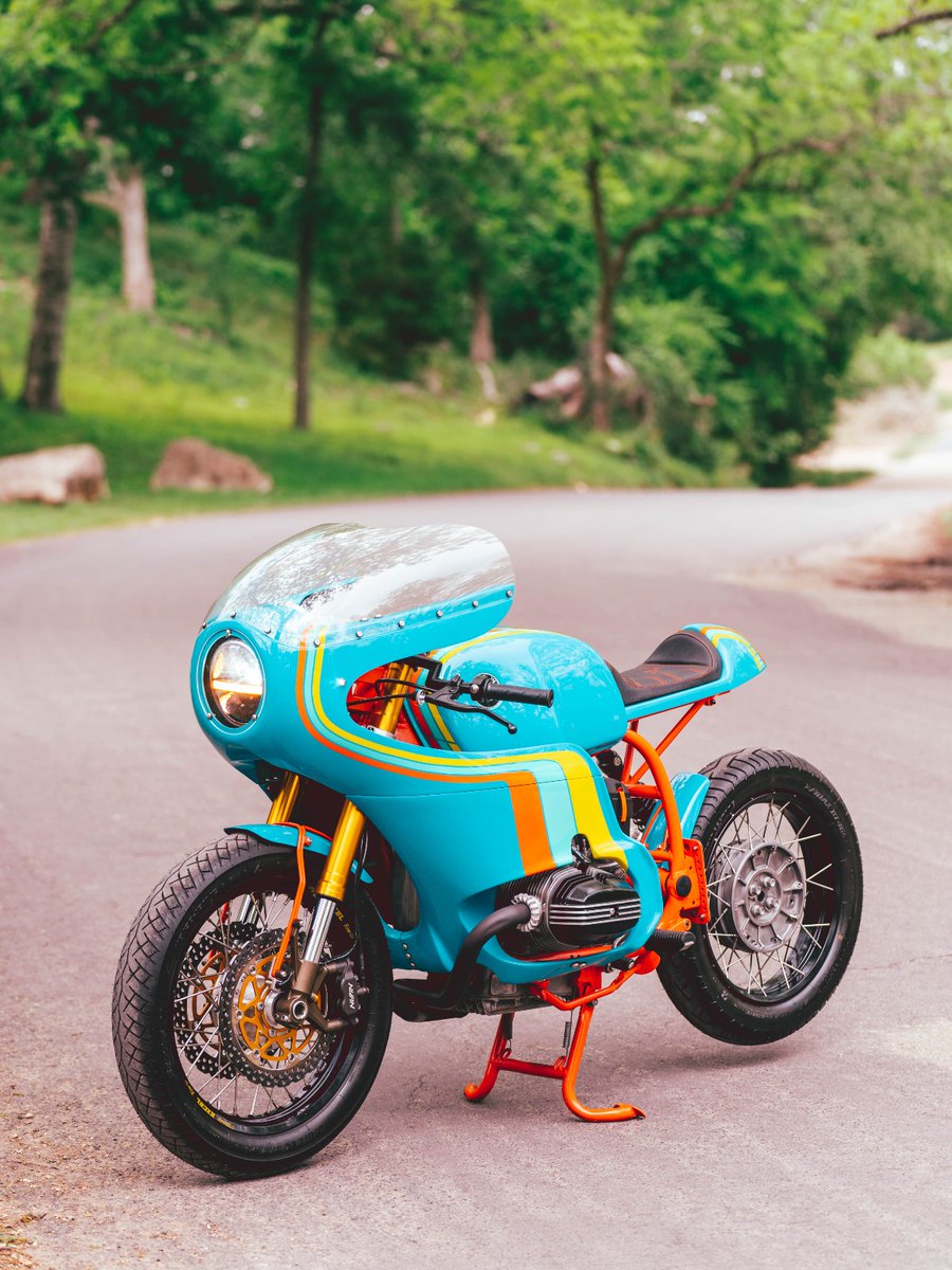 BMWMotorrad's tweet photo. Time for another #UserStoryOfTheMonth!
Say hello to Eli, a master of restoration, but with a twist of his own. He found his BMW #R80RT by the roadside and made magic happen. The result? A true masterpiece! 💫
📸: eli22carver (IG)
#MakeLifeARide #Soulfuel #BMWMotorrad https://t.co/MoxfyXbQlZ