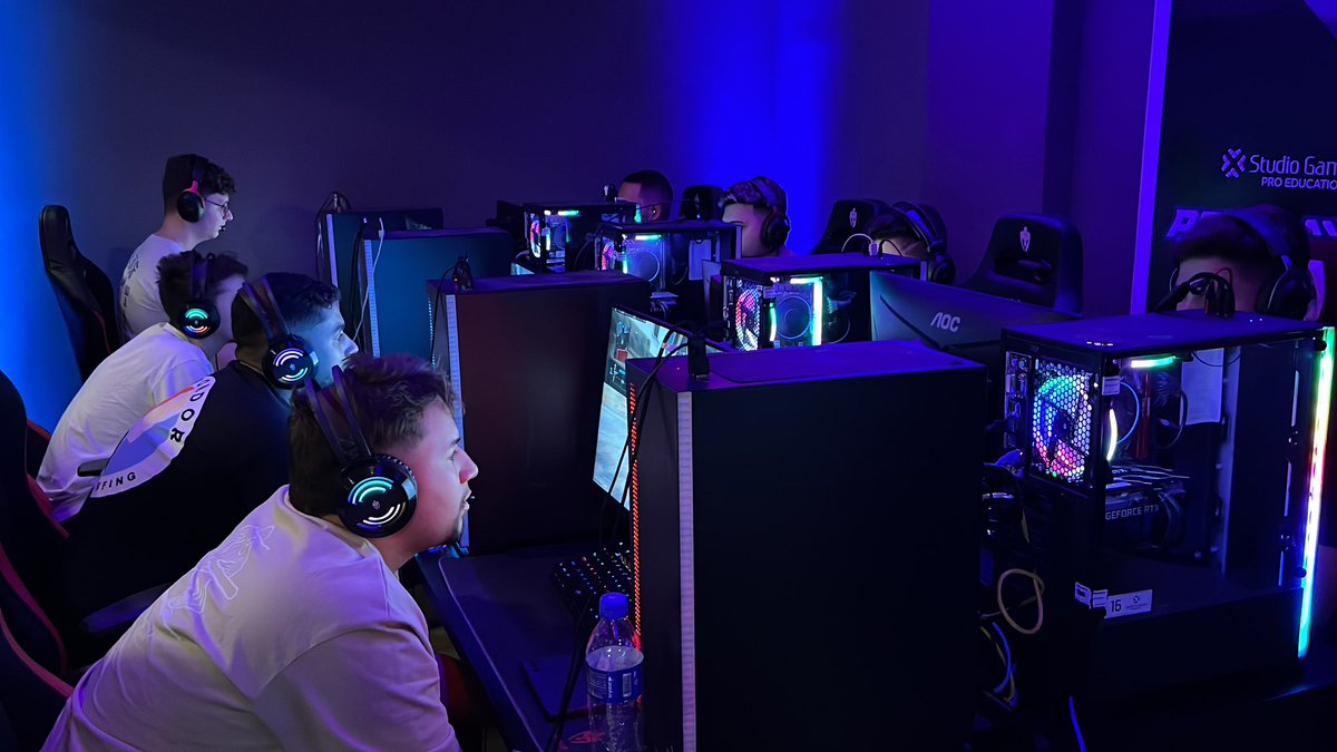 Wolfz tweet media