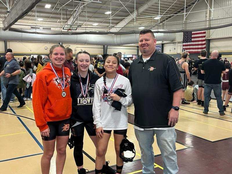 Dekalb-Wrestling tweet media