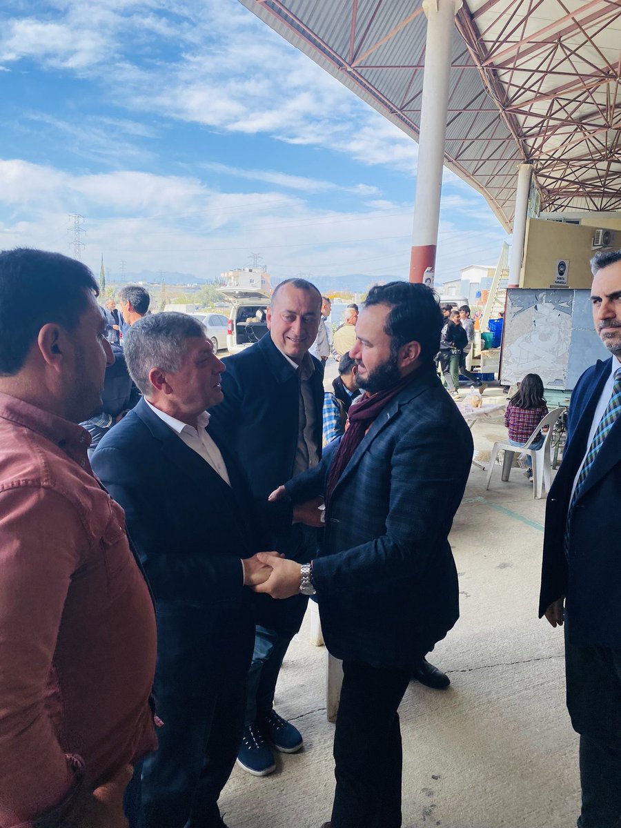 ▪️Sabır ve sebat doğru insanların işidir. 
Yoksa insan neden içinde yaşadığı toplumun ve dünyanın yaygın yanlışlarına karşı dursun ki?

Biz herkesin geçtiği dereden geçmedik. O yüzden bu coğrafya bizi seviyor. 📸

📌Aksu Macun Mah.