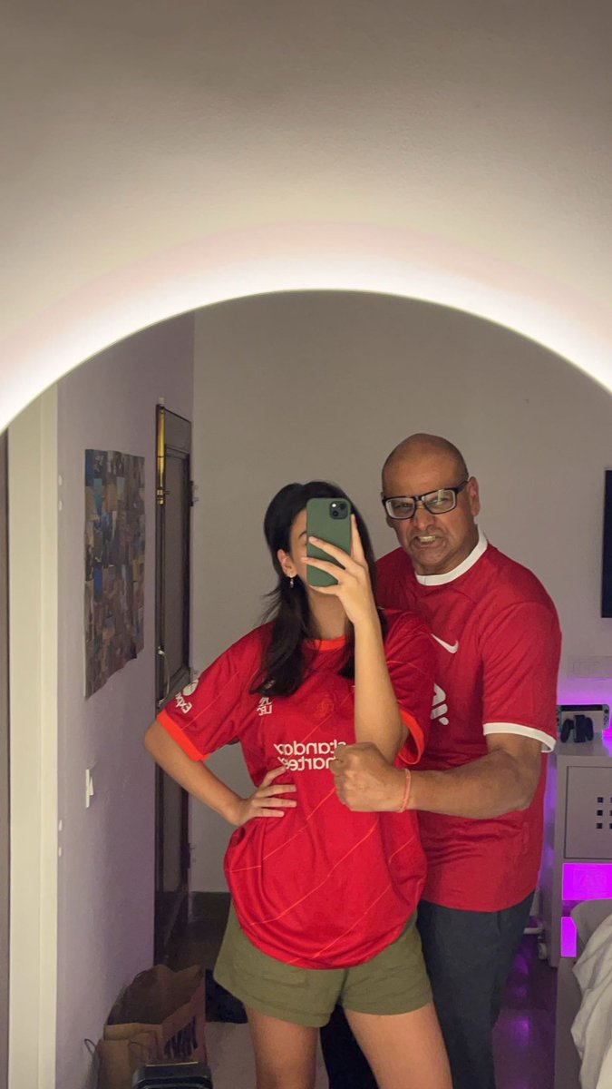 Father and daughter <a href="/dnlzrjcb/">daniela zara jacob</a> bonding over the #CarabaoCupFinal. Shame about Gravenberch and shocking refereeing. But we are #Liverpool we will win #YNWA