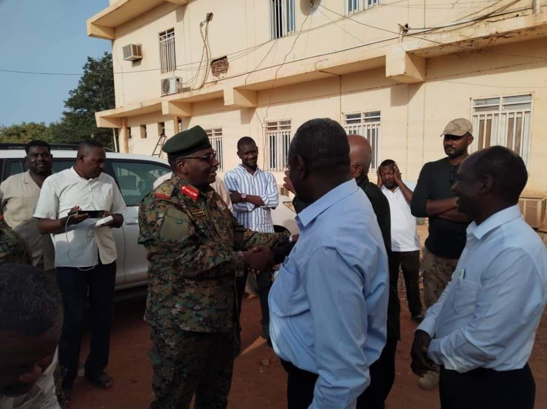 🟢 اعتبارًا من يوم غدًا الإثنين القوات المسلحة ستقوم بتوصيل شبكات إنترنت (ستار لينك) في أمدرمان محلية كرري، سيتم توزيعها جغرافيًا على أحياء المواطنيين وتشغيلها لهم مجانًا.

#السودان_خارج_التغطية