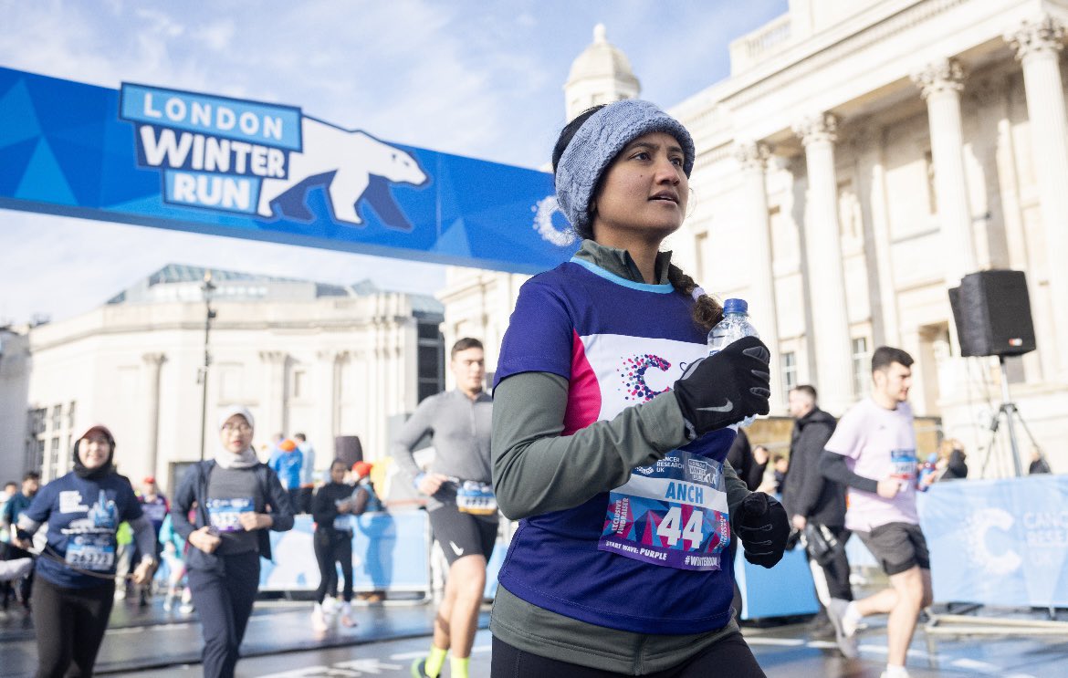 🔬 A HUGE fundraising total of £735,000 has now been raised for @cr_uk 🧑‍🔬 Together we’re on track to raise a record-breaking amount. Now’s the time share your fundraising page, post your favourite pictures of the day, and get those donations in 💙 winterrun.co.uk 🔗