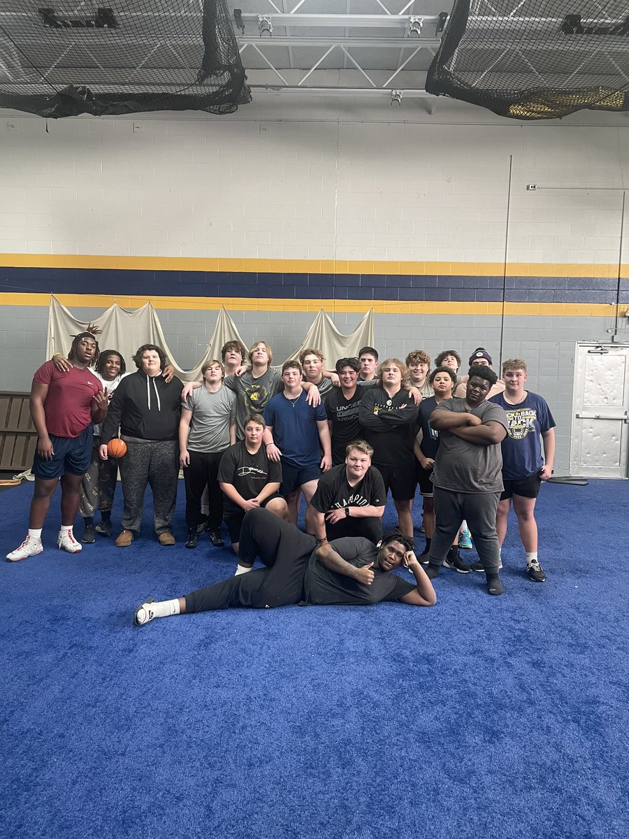 CoachEricBrown's tweet photo. Special group! 
#WhitmerOL https://t.co/4NW5EN2QzP